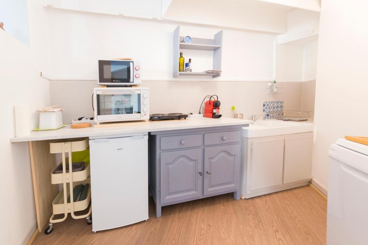 Appartement De Charme - Vue Sur Remparts - Wifi Gratuit - Parking Payant A Proximite Aviñón Exterior foto