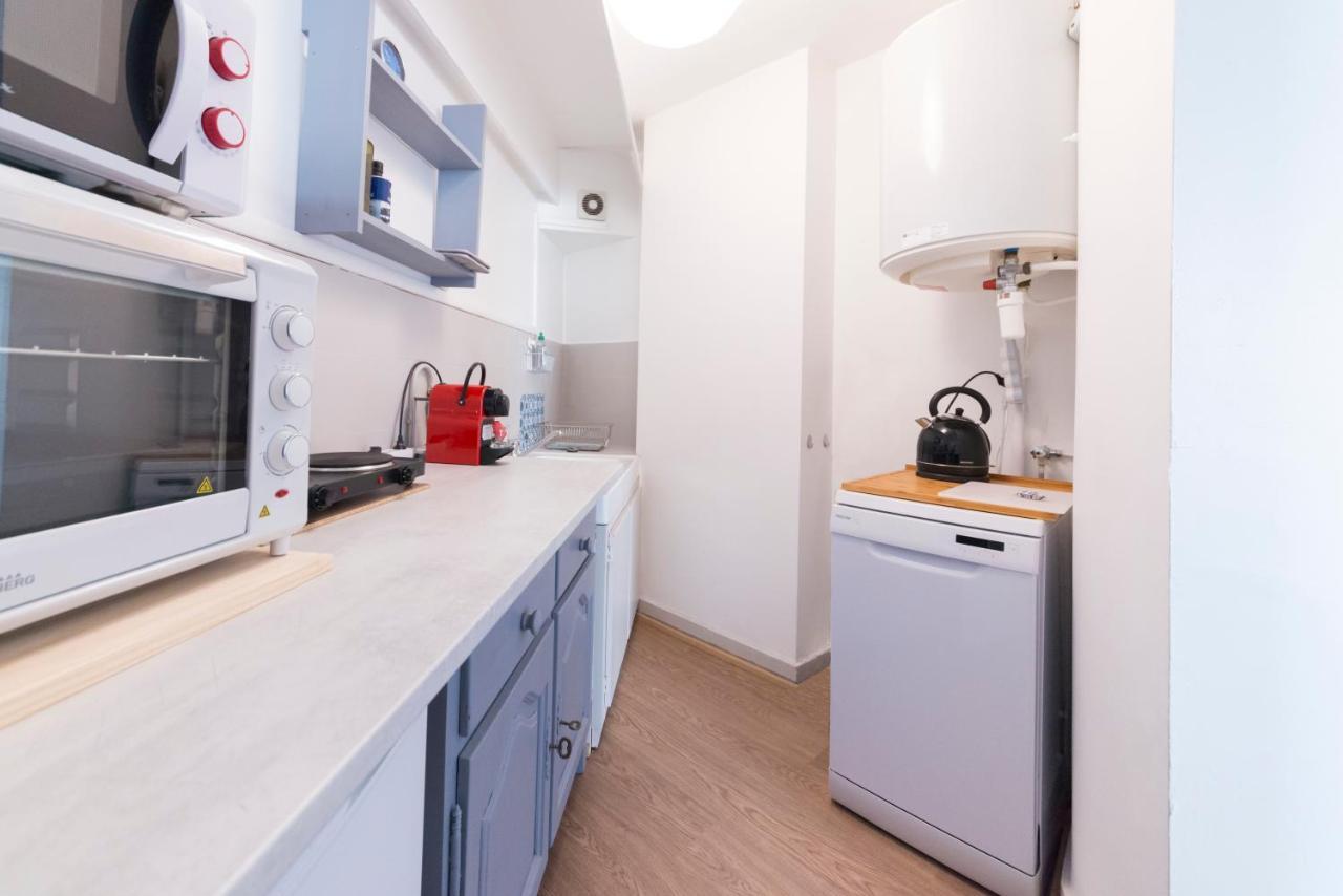Appartement De Charme - Vue Sur Remparts - Wifi Gratuit - Parking Payant A Proximite Aviñón Exterior foto
