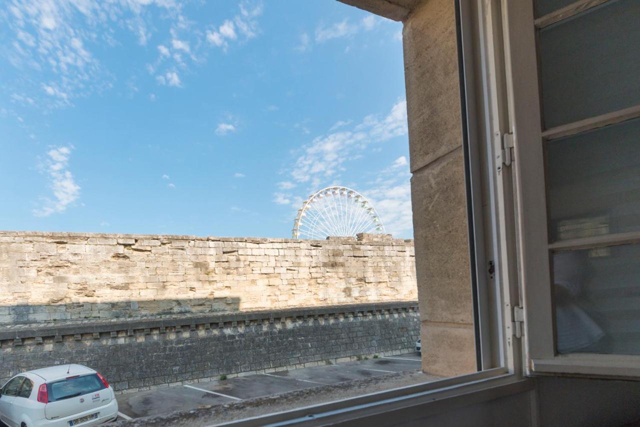 Appartement De Charme - Vue Sur Remparts - Wifi Gratuit - Parking Payant A Proximite Aviñón Exterior foto